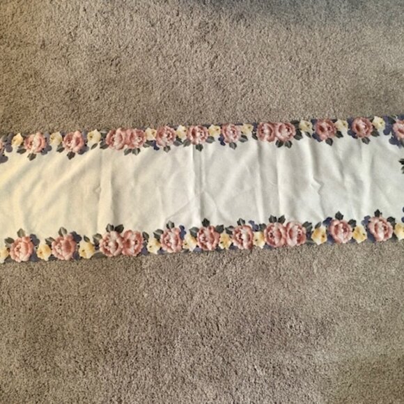 LOVELY RECTANGULAR RUNNER. SATIN FEEL IVORY W/ FLORAL EDGING. 54"L - Picture 1 of 3